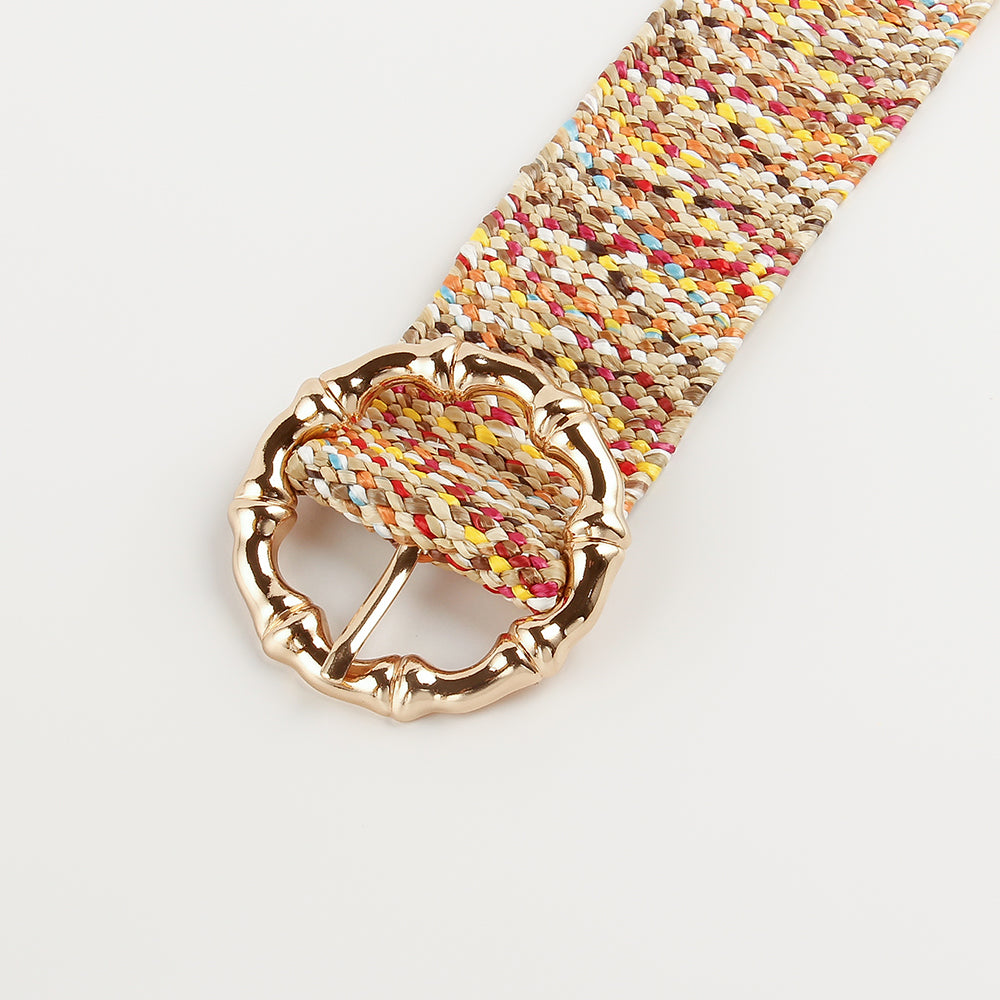 Las señoras de la hierba de los PP del nuevo color ceñen estilo boho libre perforado con los pantalones de vestir de moda
