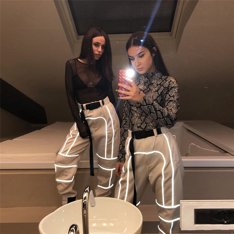 Europe and the United States cross-border explosion models 2021 speed sell through the spring new women's ins hot reflective stitching casual overalls