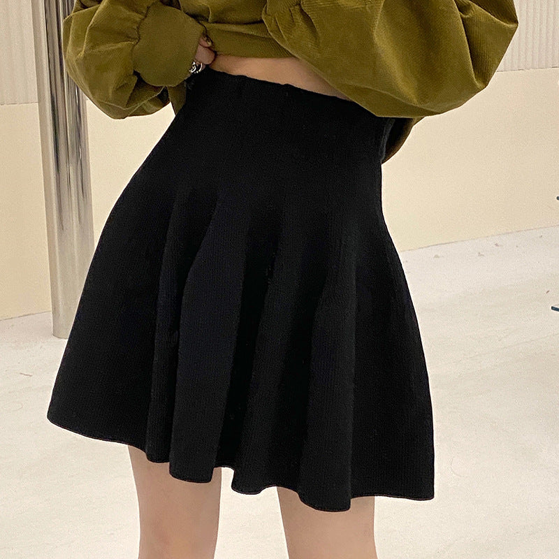 Women's Solid Color High-waist Knitted Pleated Skirt