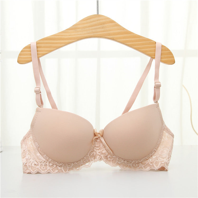 Sexy Women's Bra With Small Breasts Gathered