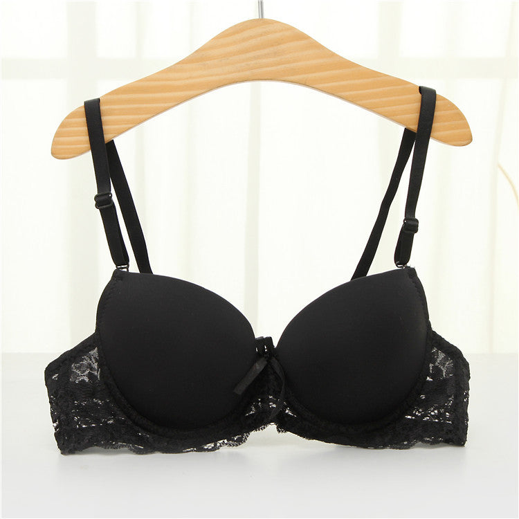 Sexy Women's Bra With Small Breasts Gathered