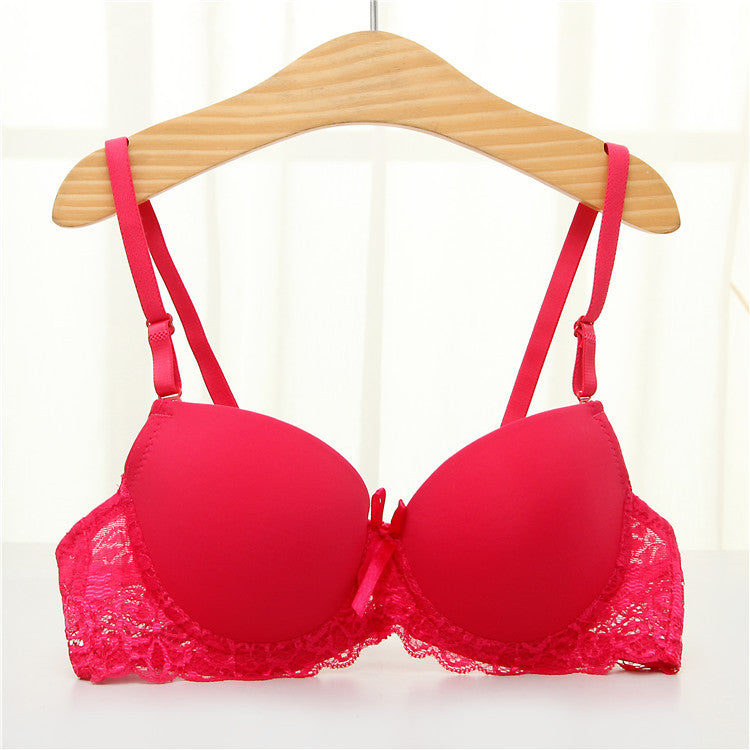 Sexy Women's Bra With Small Breasts Gathered