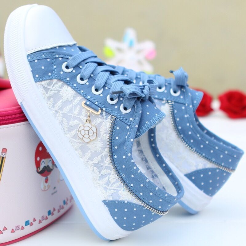 Girls Students Hollow Canvas Shoes Breathable Casual Shoes Flat Mesh Gauze Shoes