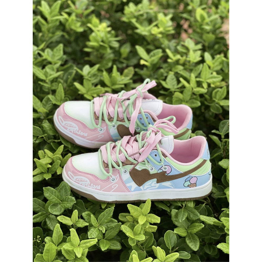 Low Cut Girl Graffiti Sports Casual Shoes