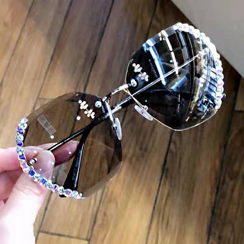 Sunglasses Female Korean Fashion Rimless Crystal Cut-edge Sunglasses