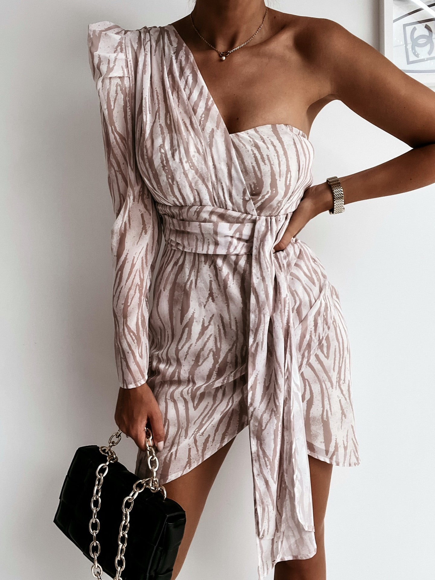 Long Sleeve Off-shoulder Strap Print Bag Hip Dress