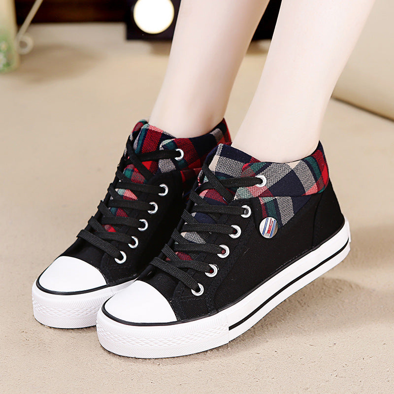 High-top canvas shoes