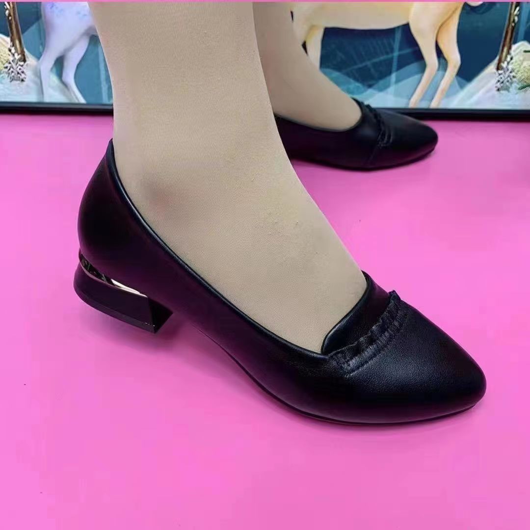 Soft Sole Comfortable Thick Heel Leather Shoes