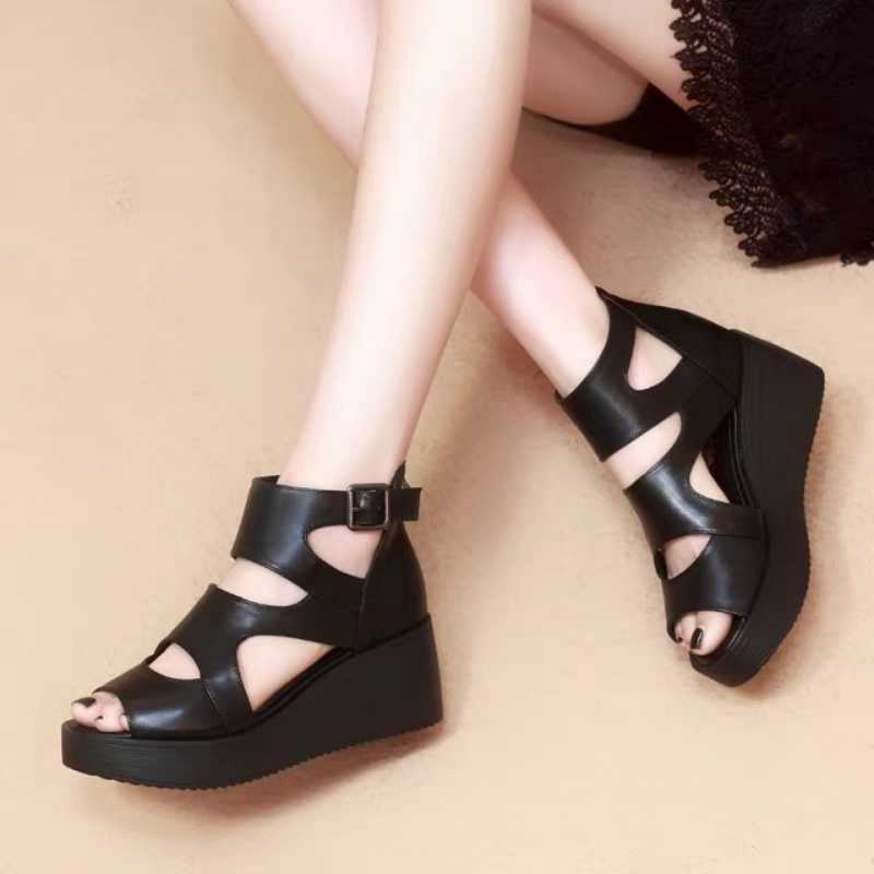 All-match Sandals, Lightweight Seasonal Shoes, One-word Buckle And Platform Platform Wedge Shoes