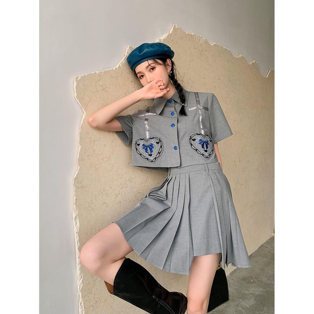 Soft Girl Short-sleeved Lapel Top And High-waist Pleated Skirt