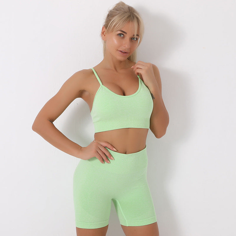 Traje de ropa de yoga para mujer, ropa deportiva de secado rápido, pantalones cortos desnudos ajustados para correr