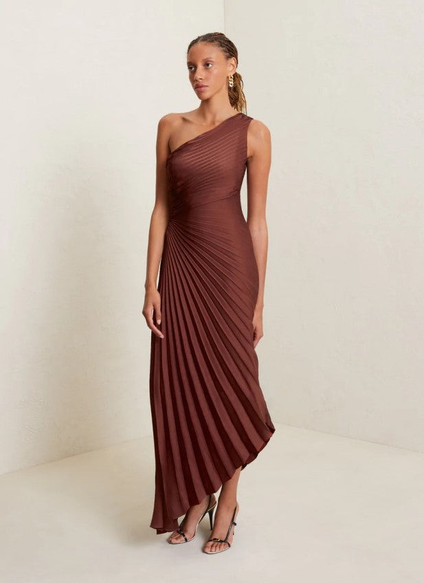 Fashion One-shoulder Sun Pleated Satin Dress