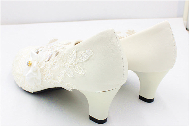 White Lace High Heels Wedding Shoes Large And Fashionable Square