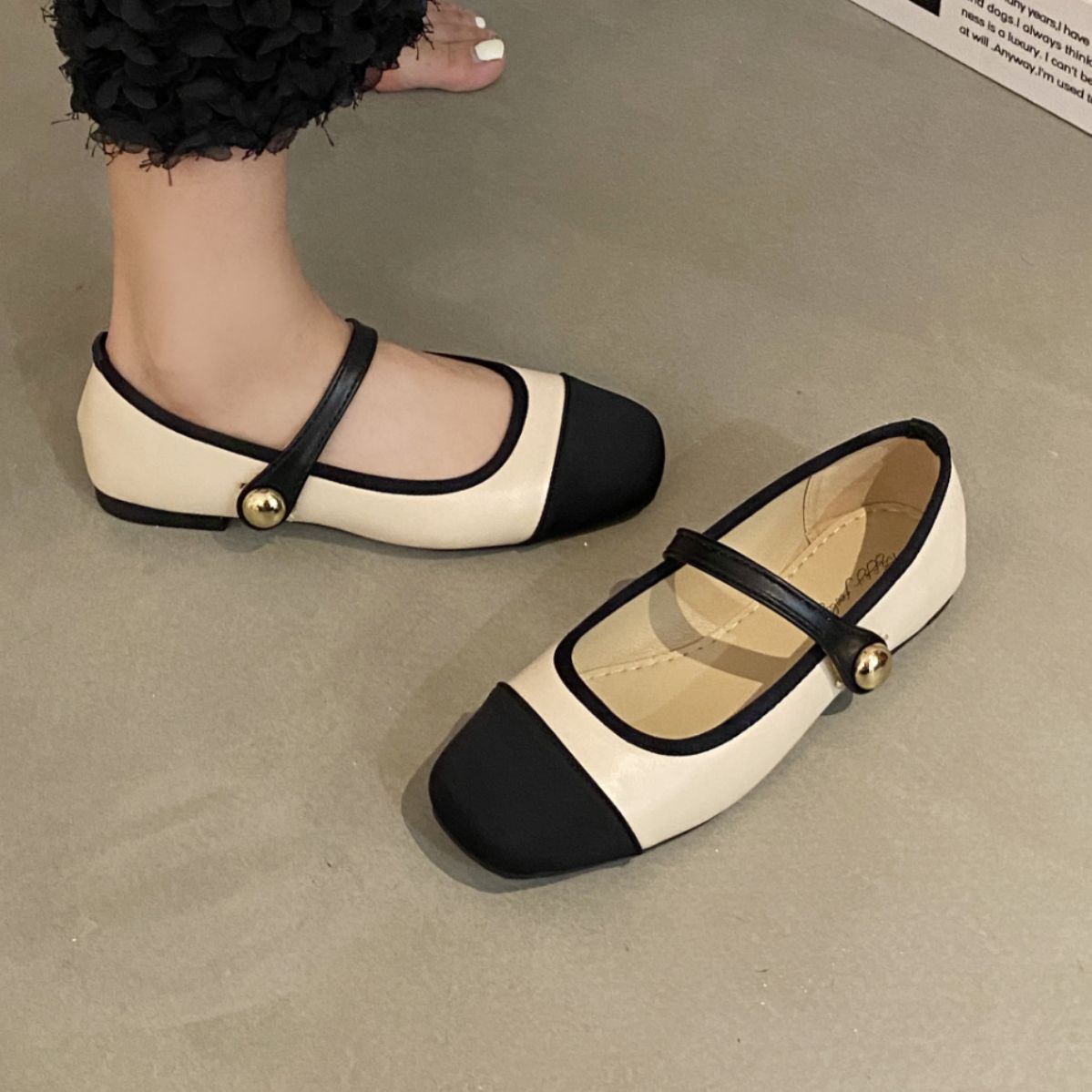 Women's Fashion Soft Bottom Square Toe Gommino Shoes