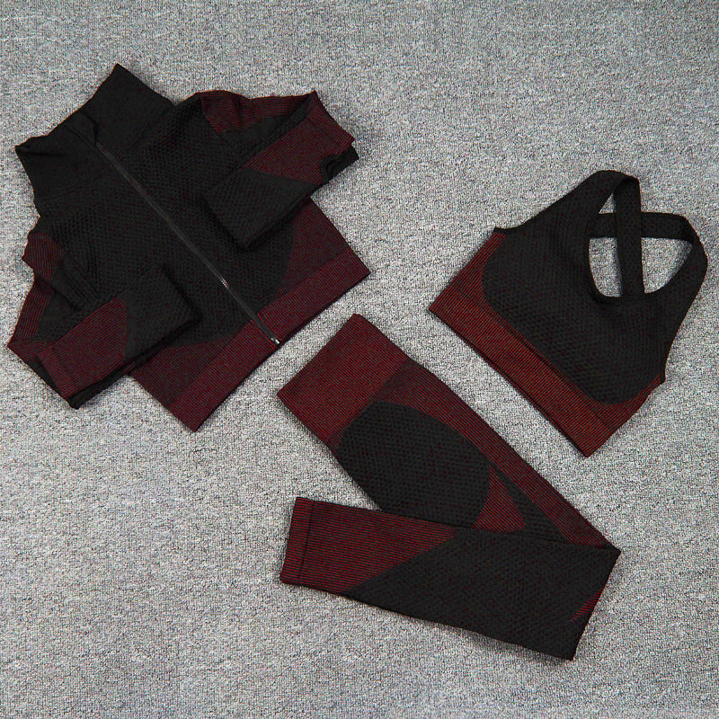 Seamless Quick-drying Yoga Suit Outerwear Three-piece Set